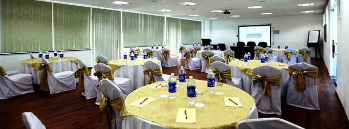 1656/The Awesome Farms & Resorts - Faridabad 04.jpg